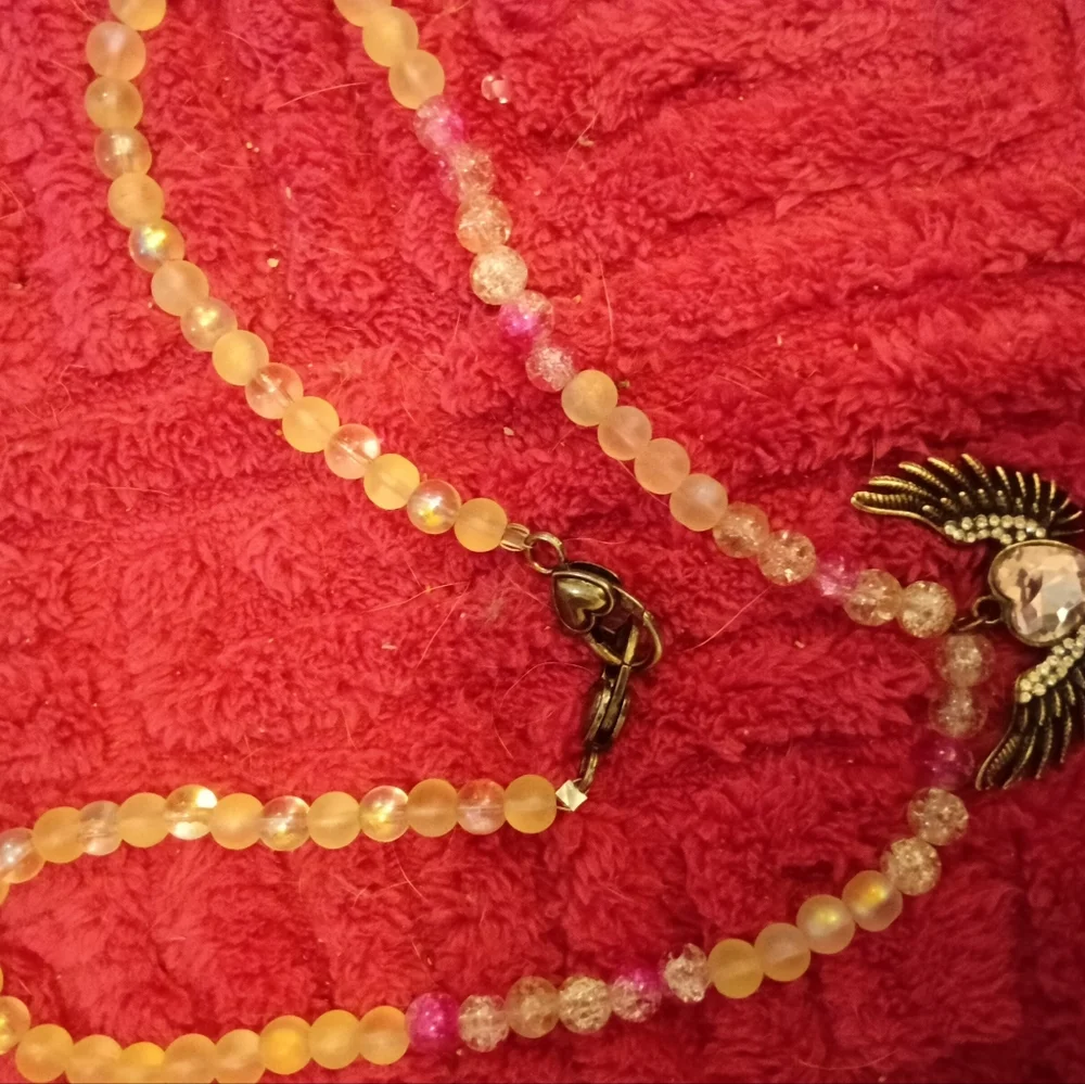 Elegant Green and Yellow Beaded Necklace - Picture 6 of 16